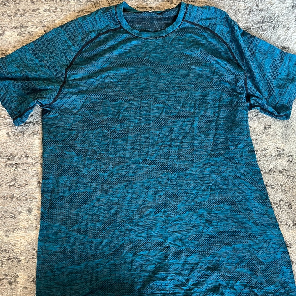 Lululemon Men's Blue Athletic Shirt
